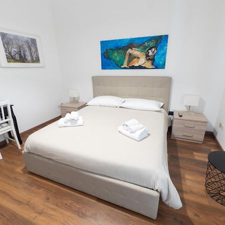 B&B I Miti Dell Etna Catania Centro Vicino Il Duomo Eksteriør billede