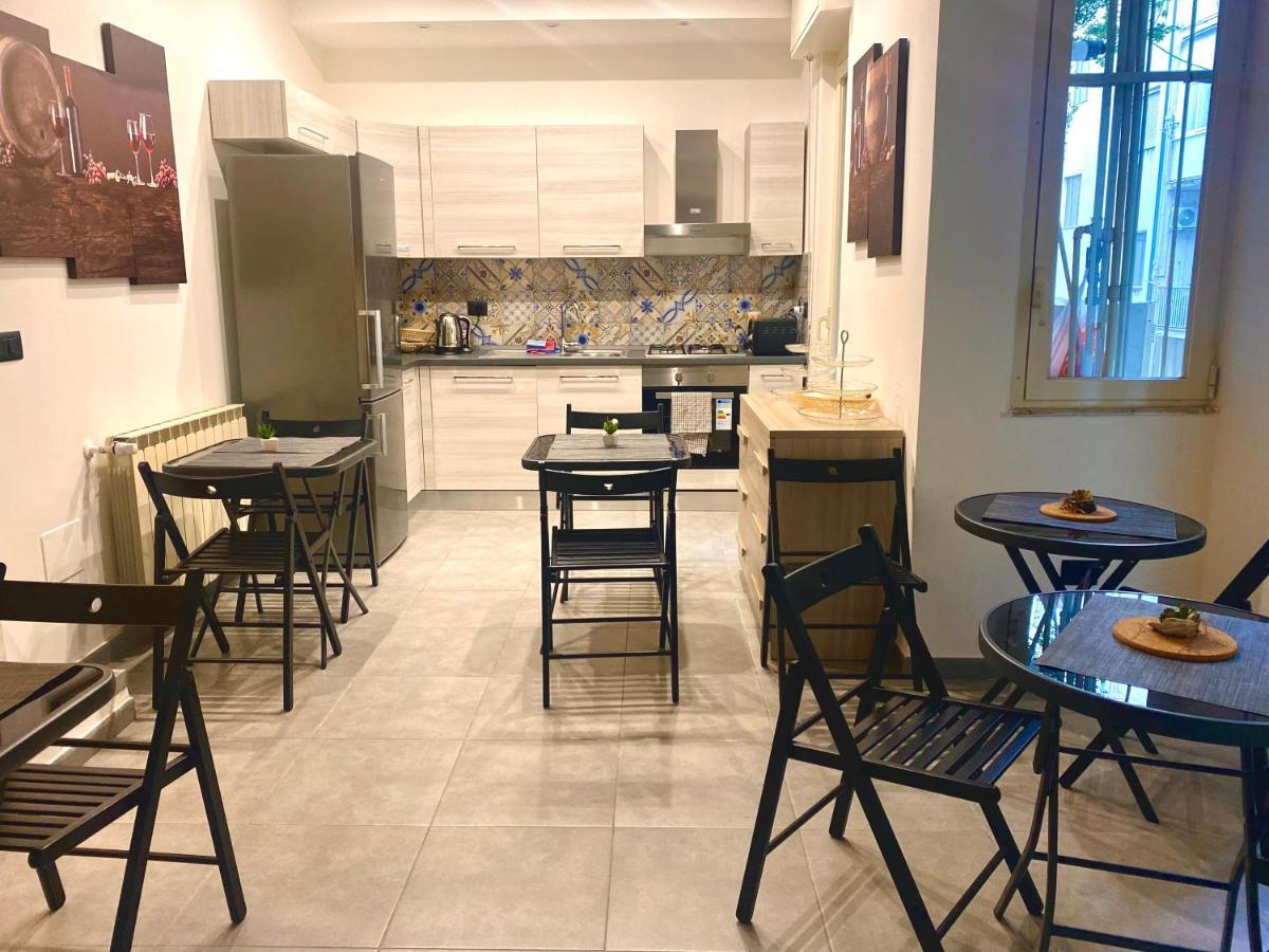 B&B I Miti Dell Etna Catania Centro Vicino Il Duomo Eksteriør billede