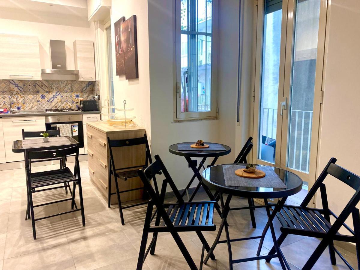 B&B I Miti Dell Etna Catania Centro Vicino Il Duomo Eksteriør billede